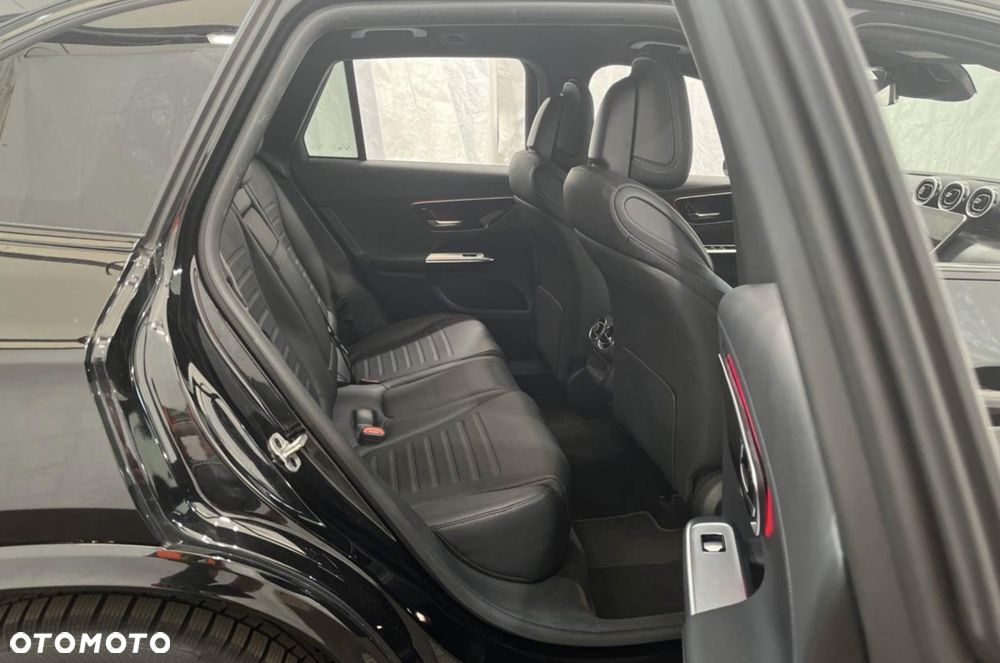 Mercedes-Benz GLC 220 d 4Matic 9G-TRONIC Edition AMG Line - 14