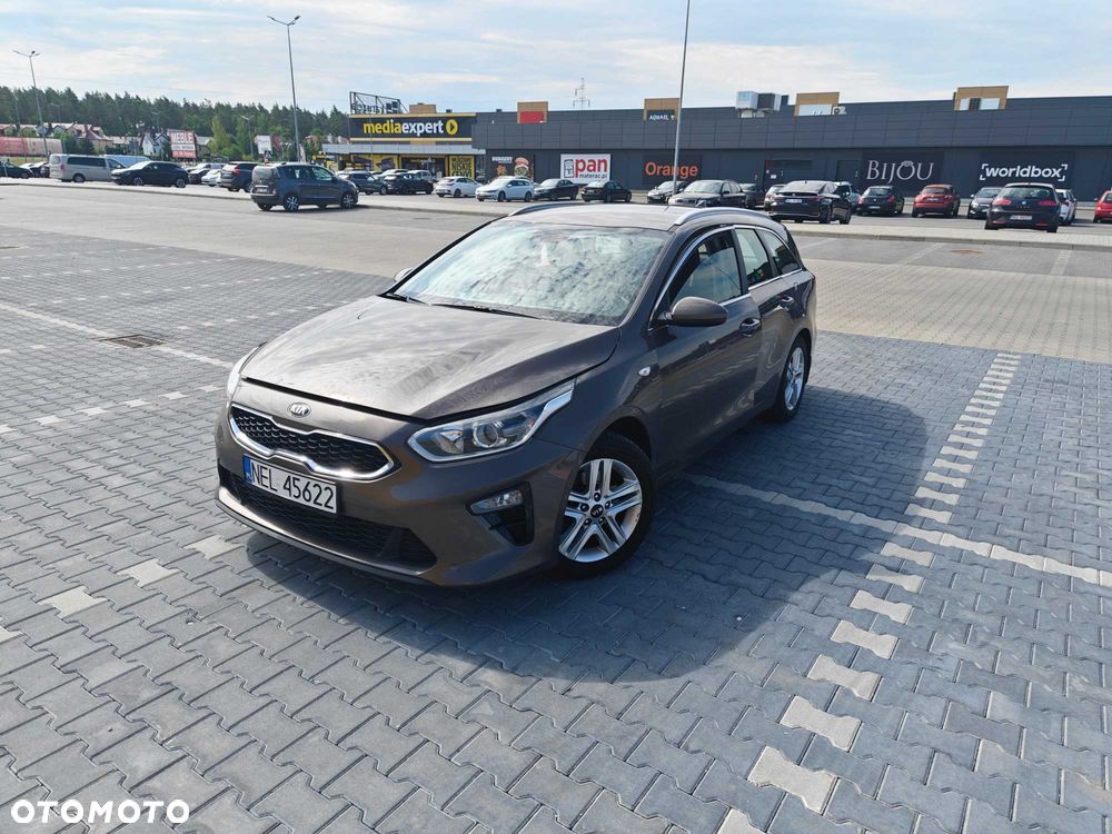 Kia Ceed - 5