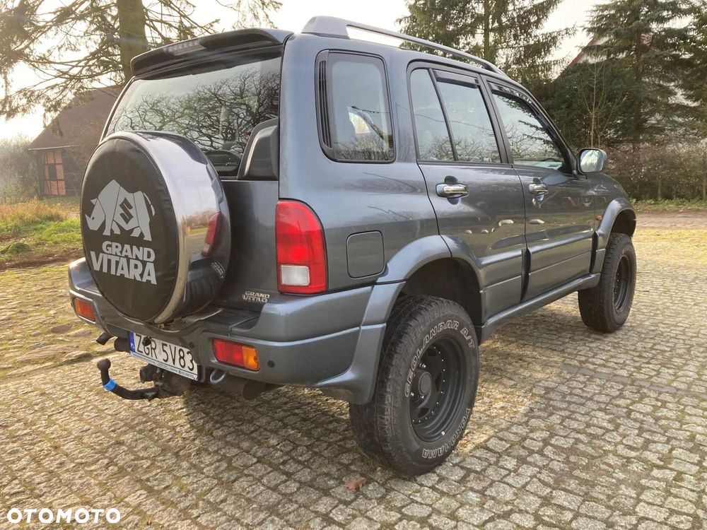 Suzuki Grand Vitara 2.0 Comfort Limited - 4