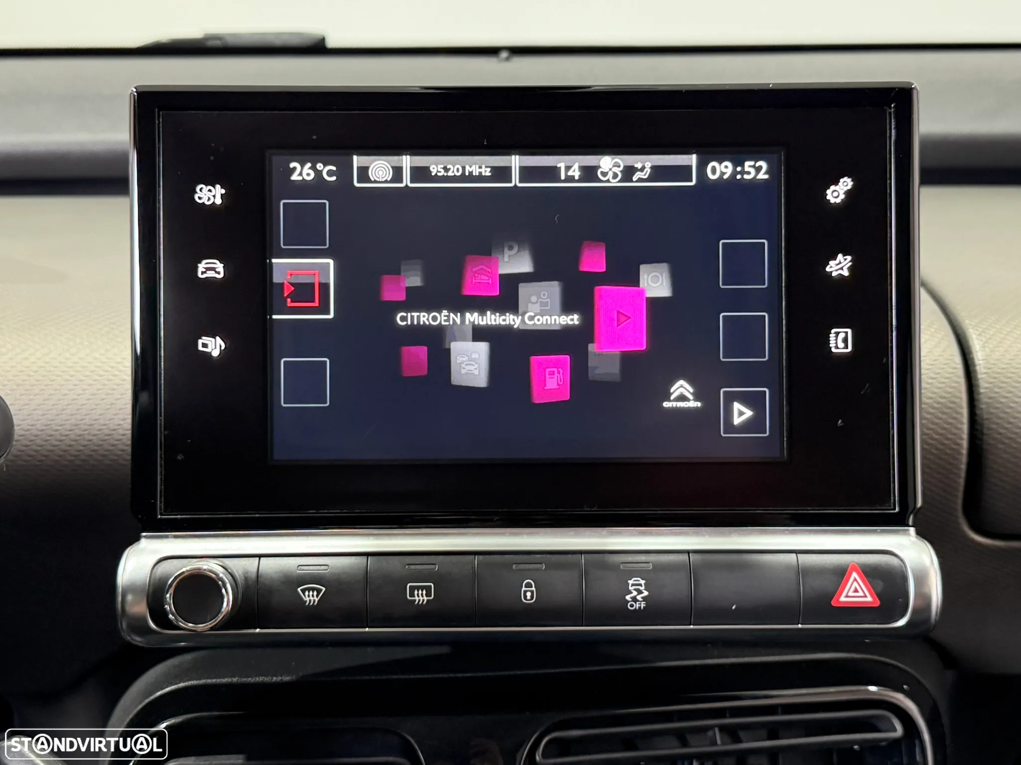 Citroën C4 Cactus 1.2 PureTech Shine - 28