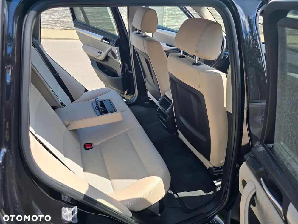BMW X3 xDrive20i - 12