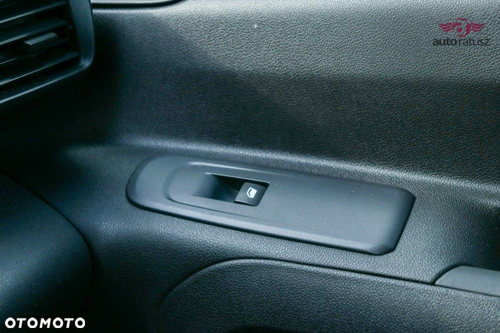 Peugeot Partner - 26