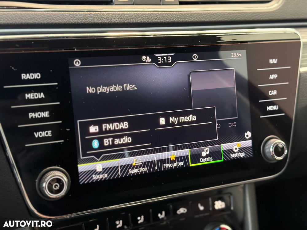 Skoda Superb 2.0 TDI DSG Sportline - 36