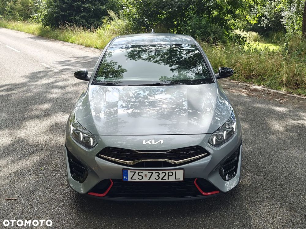 Kia ProCeed - 33