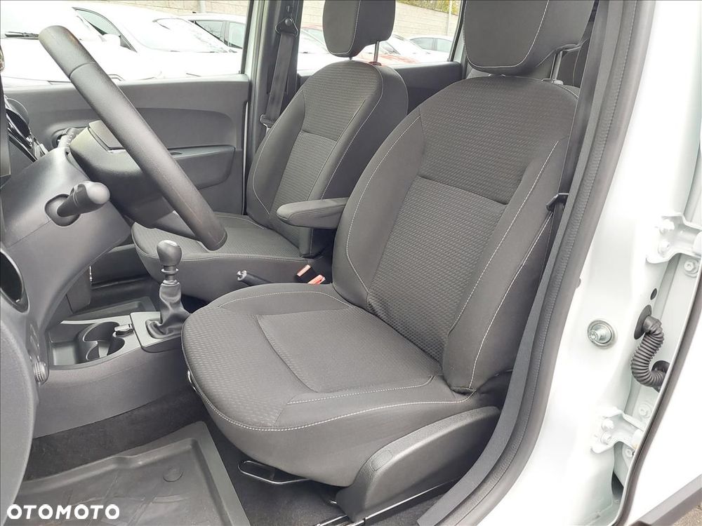 Dacia Lodgy 1.5 Blue dCi Laureate S&S EU6d - 5