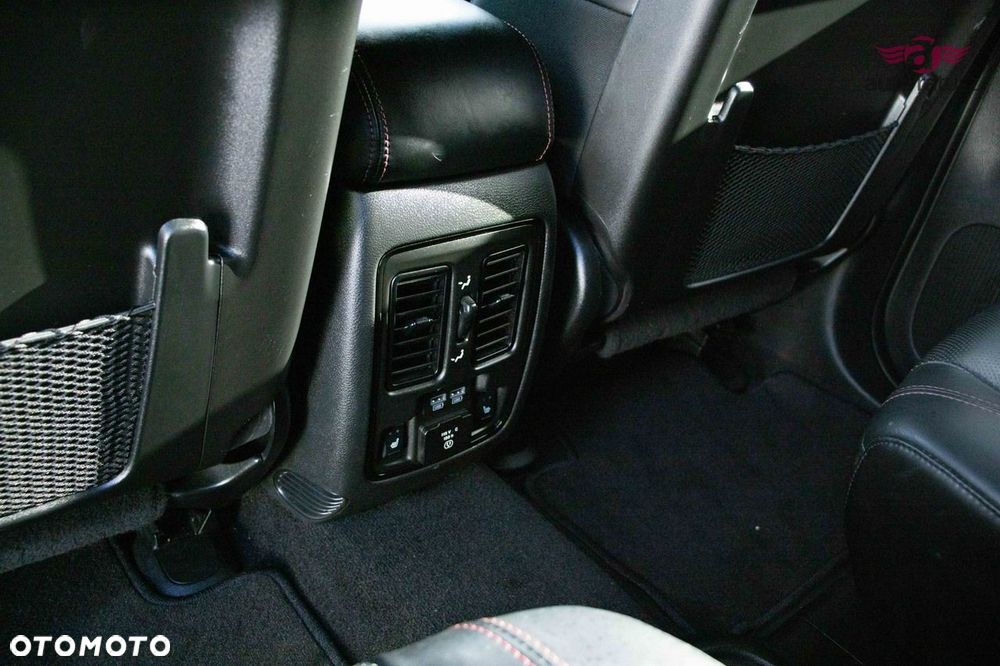 Dodge Durango - 35