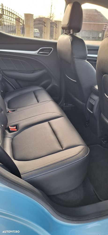 MG ZS EV Luxury - 21