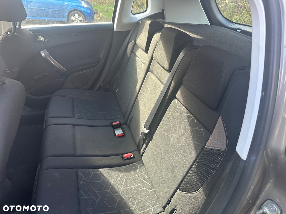 Peugeot 2008 1.2 VTi/Pure Tech Active - 11