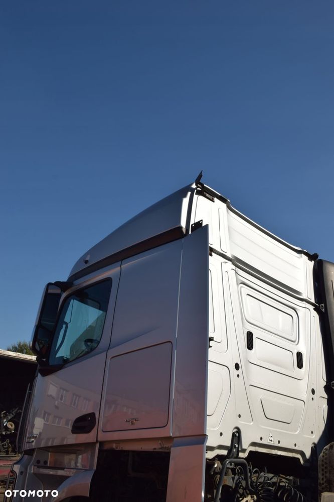 KOMPLETNA KABINA MERCEDES ACTROS MP4 EURO 6 2016 - 3