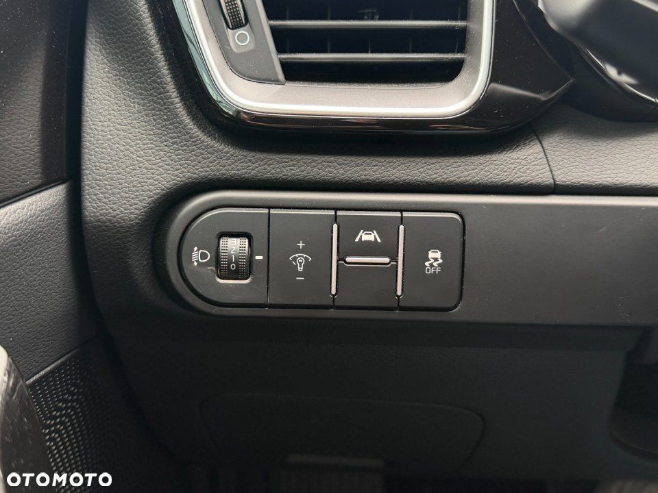 Kia Ceed - 21