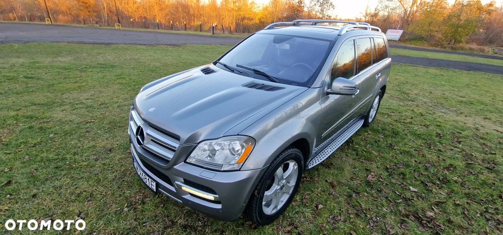 Mercedes-Benz GL 320 CDI 4Matic 7G-TRONIC - 23