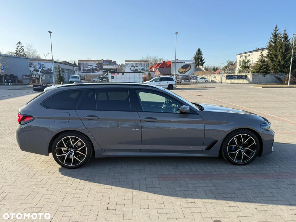 BMW Seria 5 520d M Sport Edition - 6