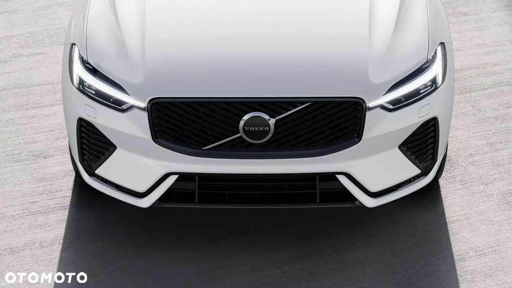 Volvo XC 60 B5 B AWD Plus Dark - 1