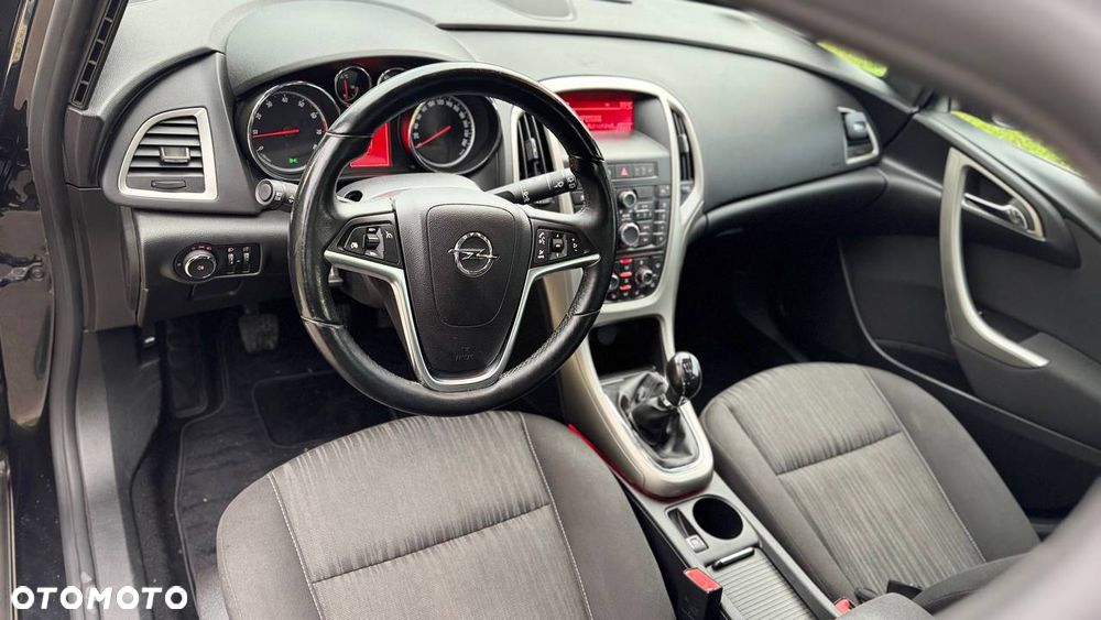 Opel Astra 1.4 Turbo - 4