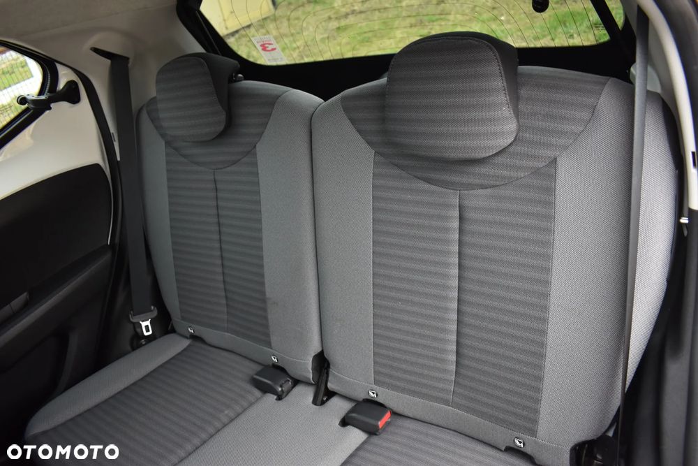 Toyota Aygo x.shift x-play connect - 16