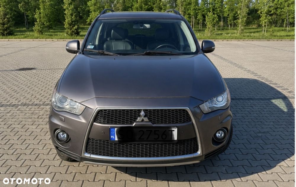 Mitsubishi Outlander 2.0 2WD CVT Invite - 3