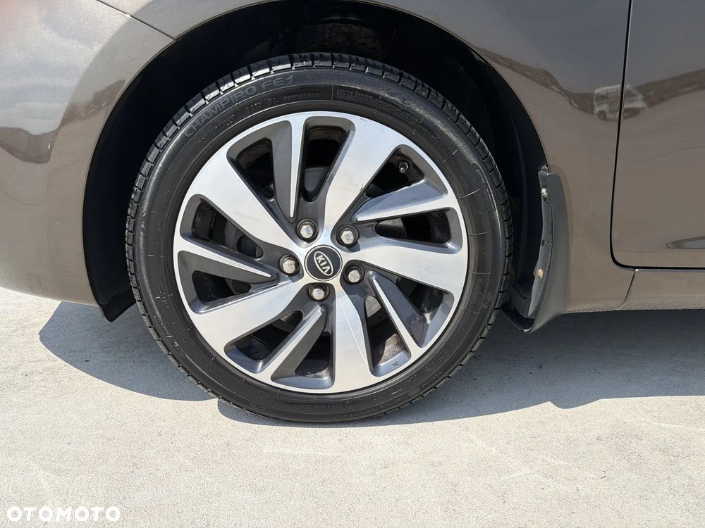 Kia Carens 1.6 GDI Business Line EU6 - 19