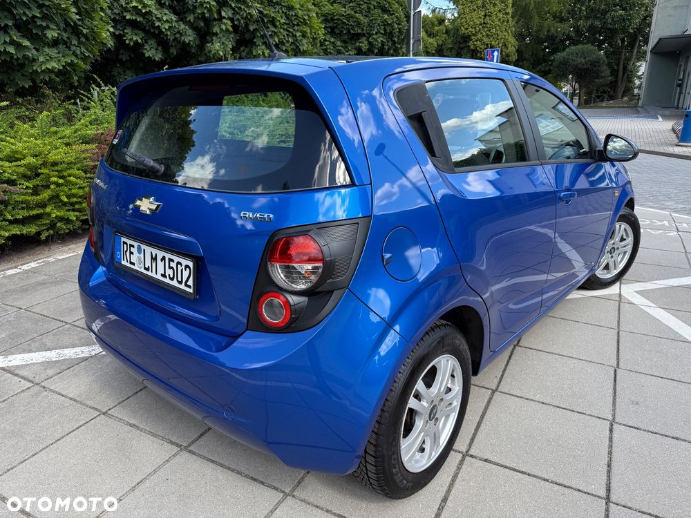 Chevrolet Aveo 1.4 LT S/S - 17