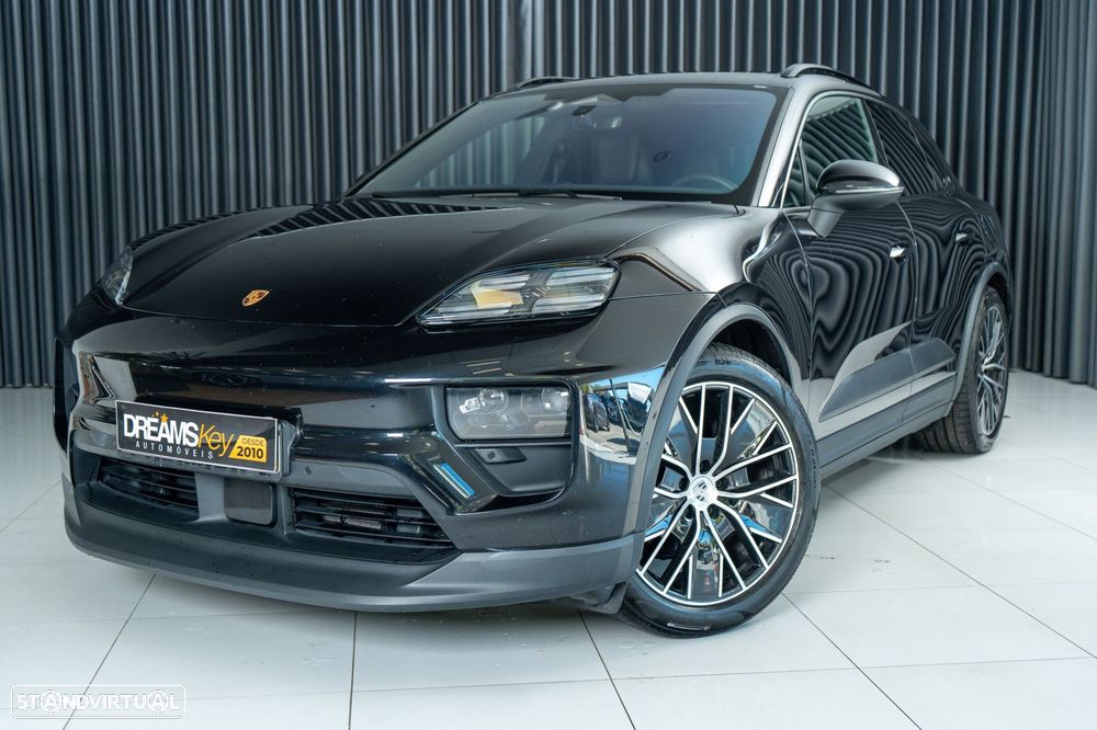 Porsche Macan Electric 4 - 33