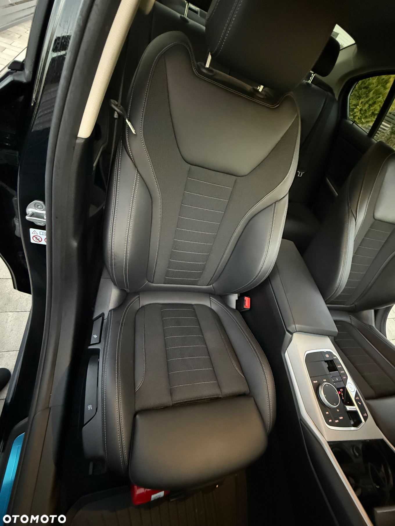 BMW Seria 3 320i xDrive - 16