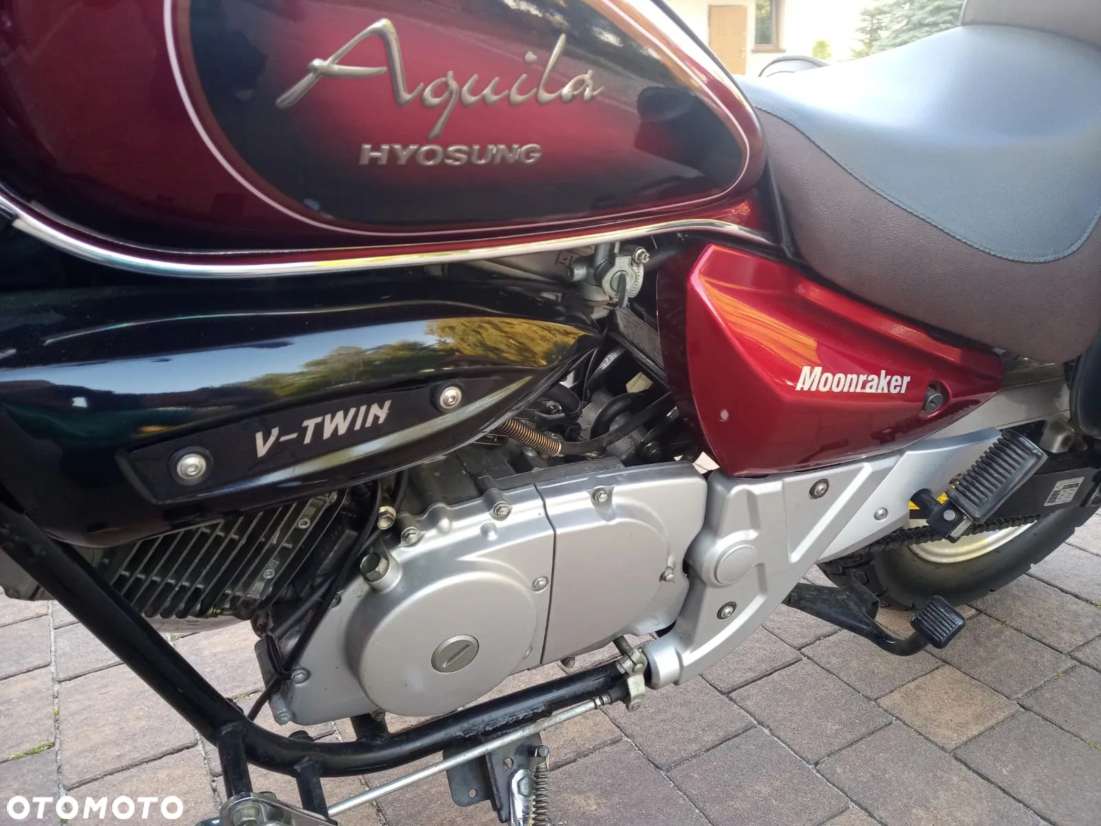 Hyosung GV - 8
