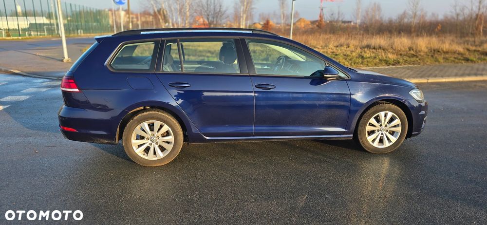 Volkswagen Golf 1.6 TDI BMT Comfortline - 11