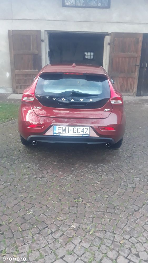 Volvo V40 D3 Momentum - 1