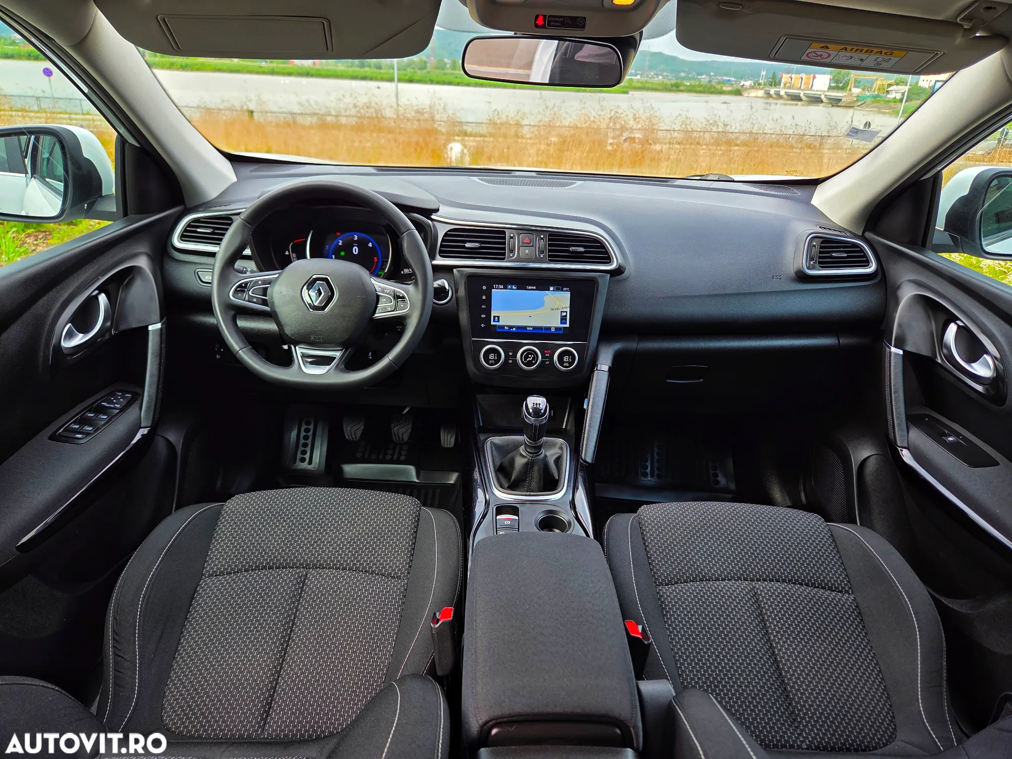 Renault Kadjar BLUE dCi 115 BUSINESS EDITION - 13