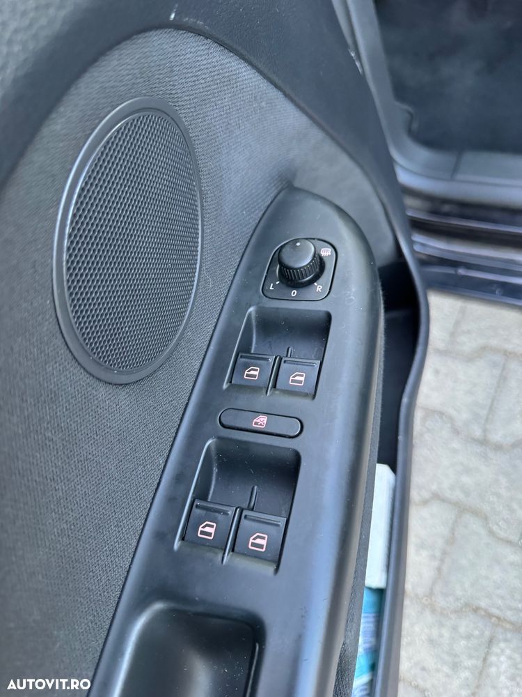 Volkswagen Golf Plus - 12