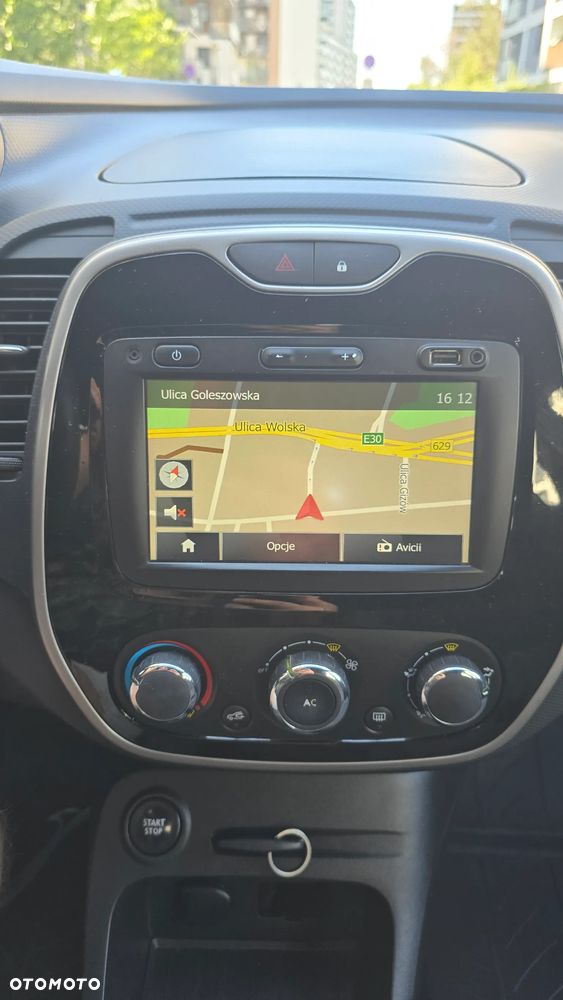 Renault Captur 0.9 Energy TCe Life EU6 - 8
