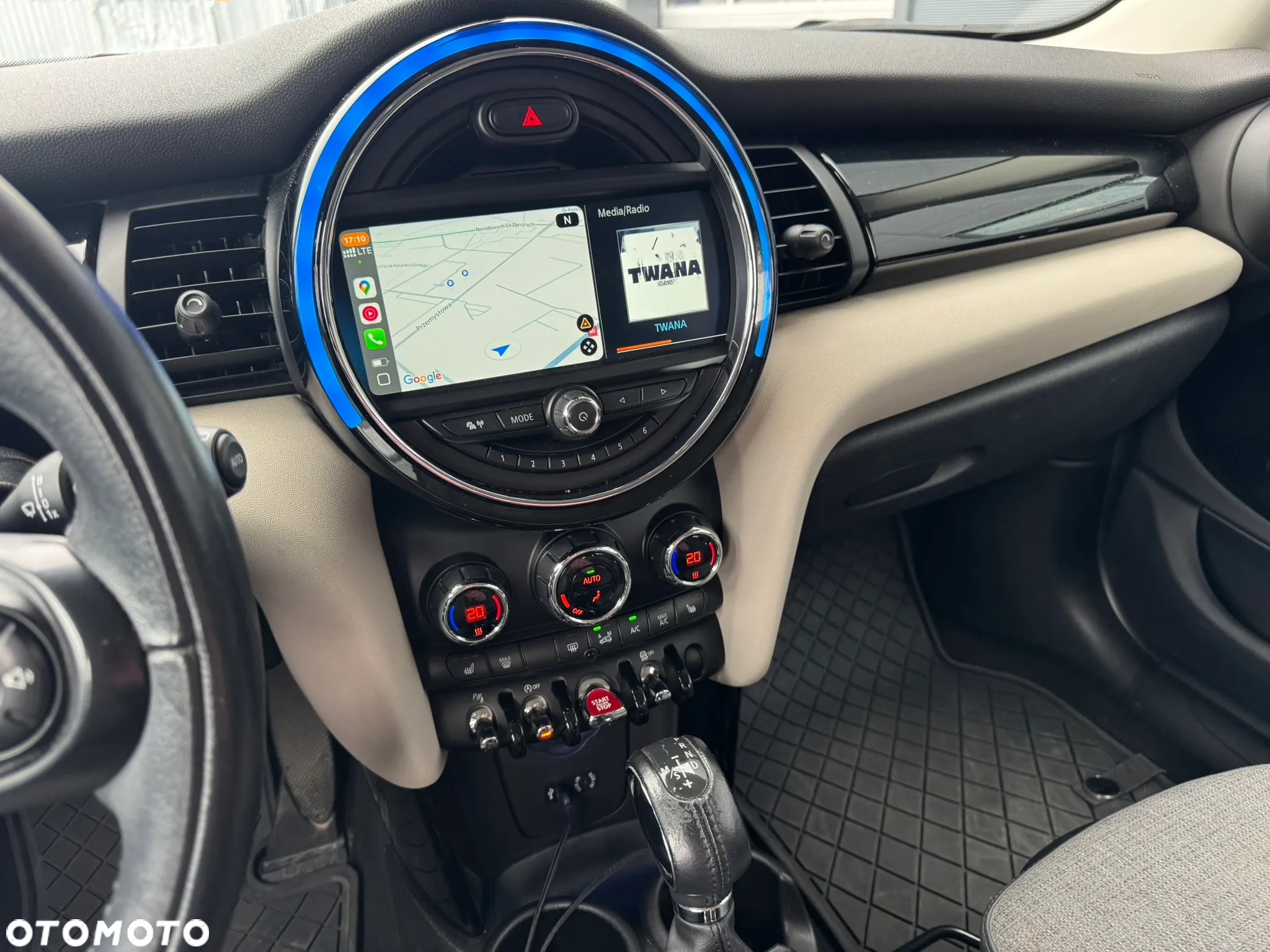 MINI Cooper Standard - 14