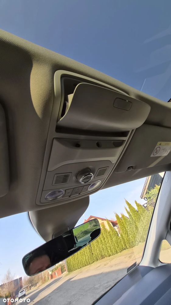 Volkswagen Sharan 2.0 TDI BMT Highline DSG - 28