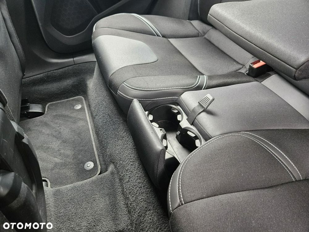 Volvo V40 D3 Geartronic Momentum - 16