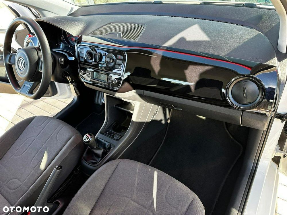 Volkswagen up! 1.0 move - 15