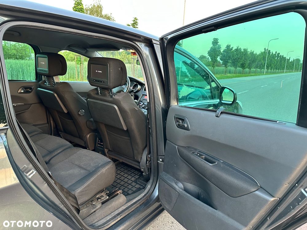 Peugeot 5008 HDI FAP 110 Business-Line - 33