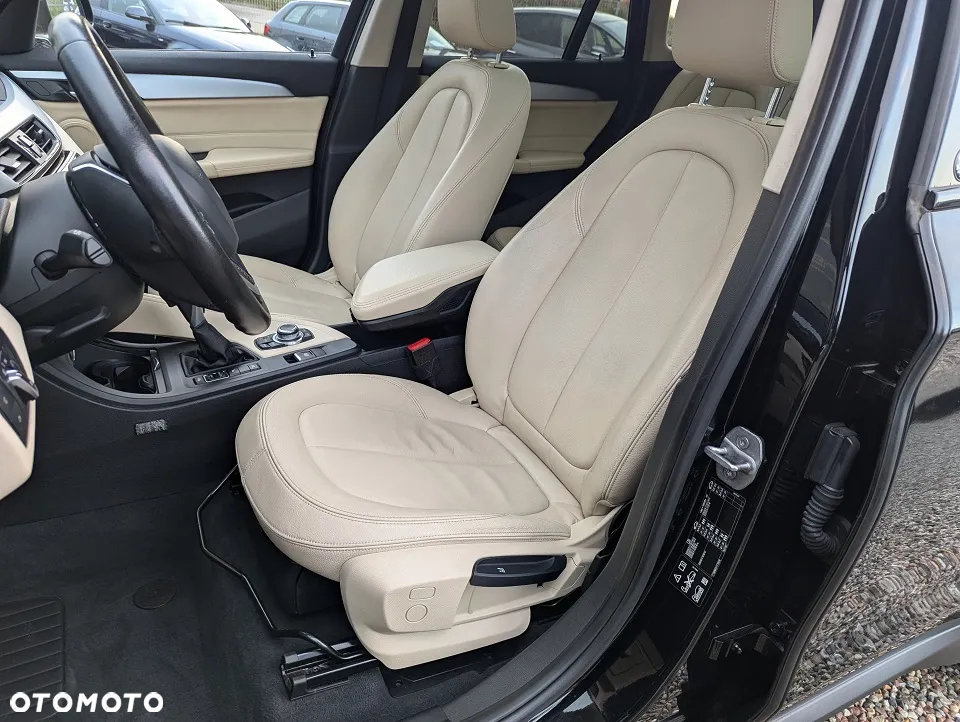 BMW X1 xDrive25d xLine - 17