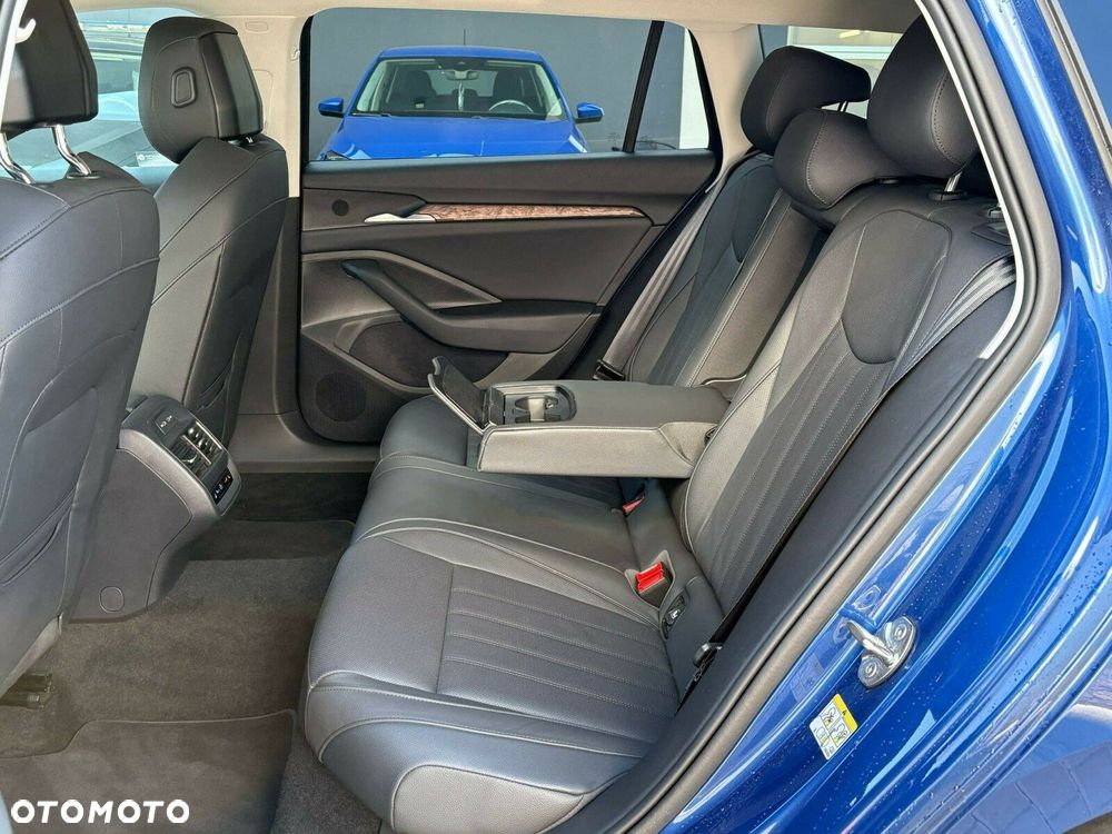 Skoda Superb 2.0 TDI SCR 4x4 L&K DSG - 12