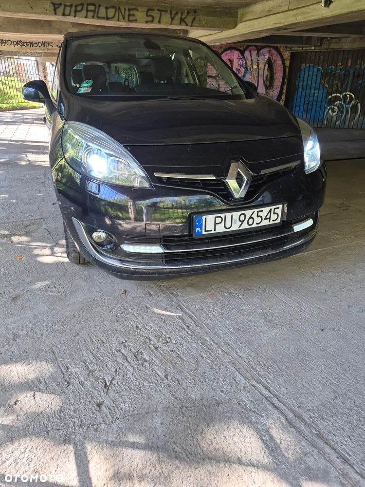 Renault Scenic 2.0 dCi Bose - 12
