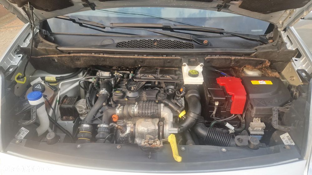 Citroën Berlingo Multispace e-HDi 90 FAP EGS6 Tendance - 21