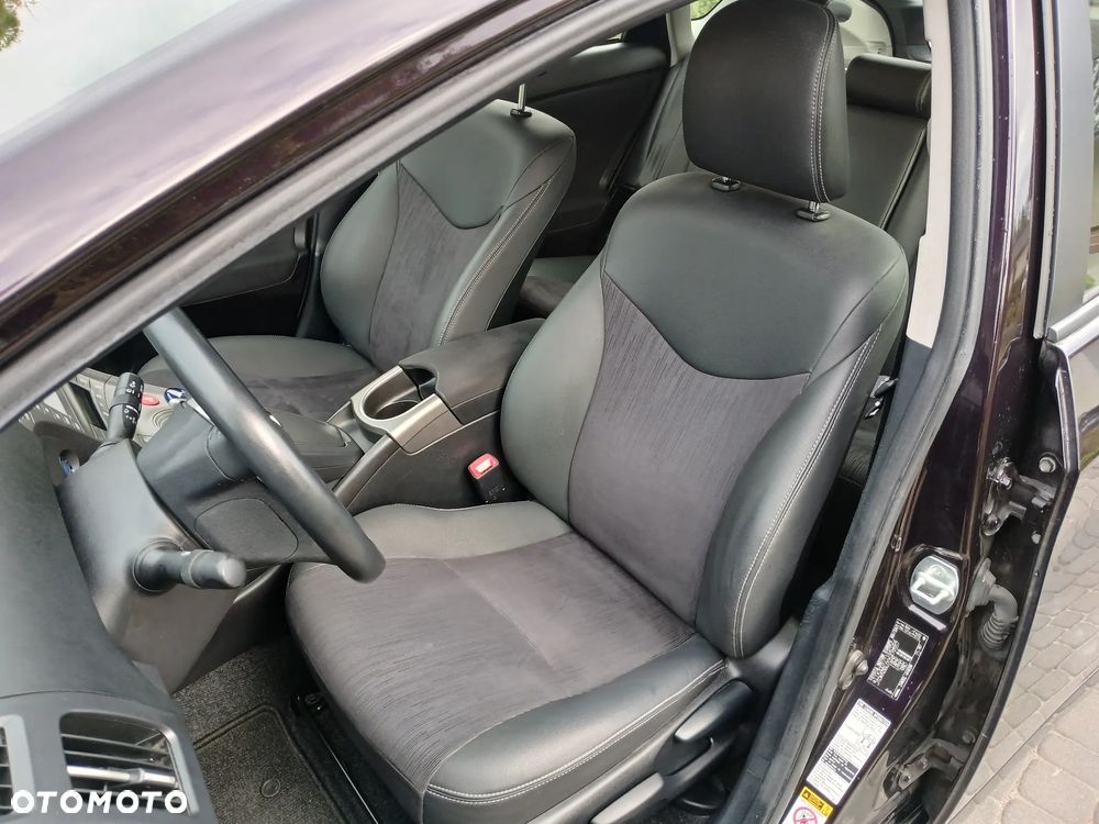 Toyota Prius - 18