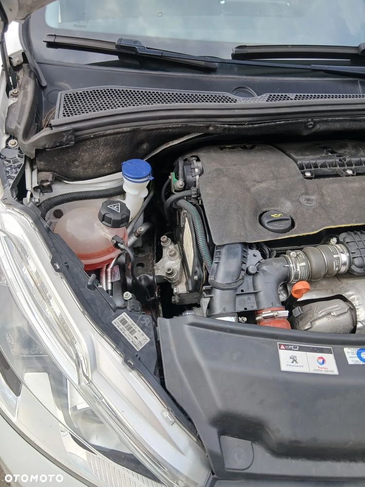 Peugeot 208 1.6 BlueHDi Active S&S - 13