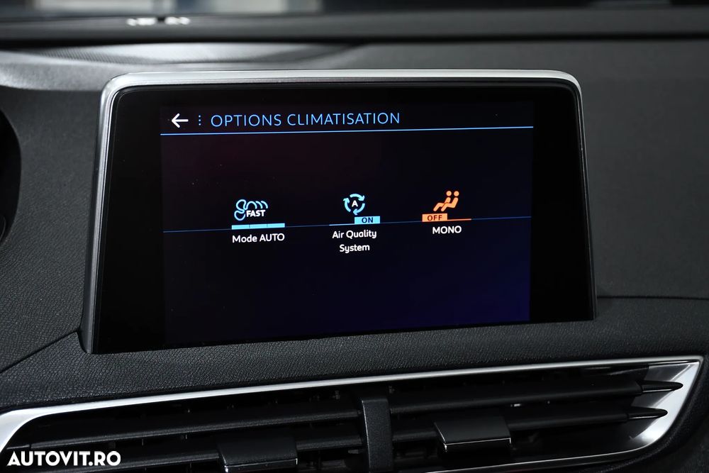 Peugeot 3008 1.2 PureTech 130 EAT8 Allure Pack - 25