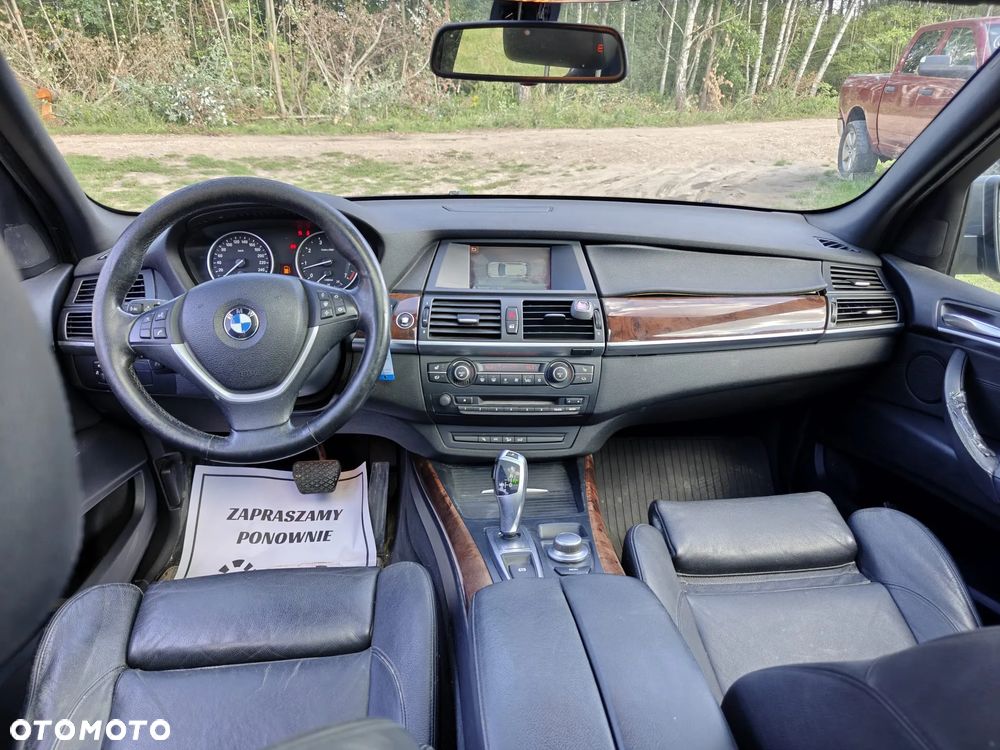 BMW X5 4.8i xDrive - 7