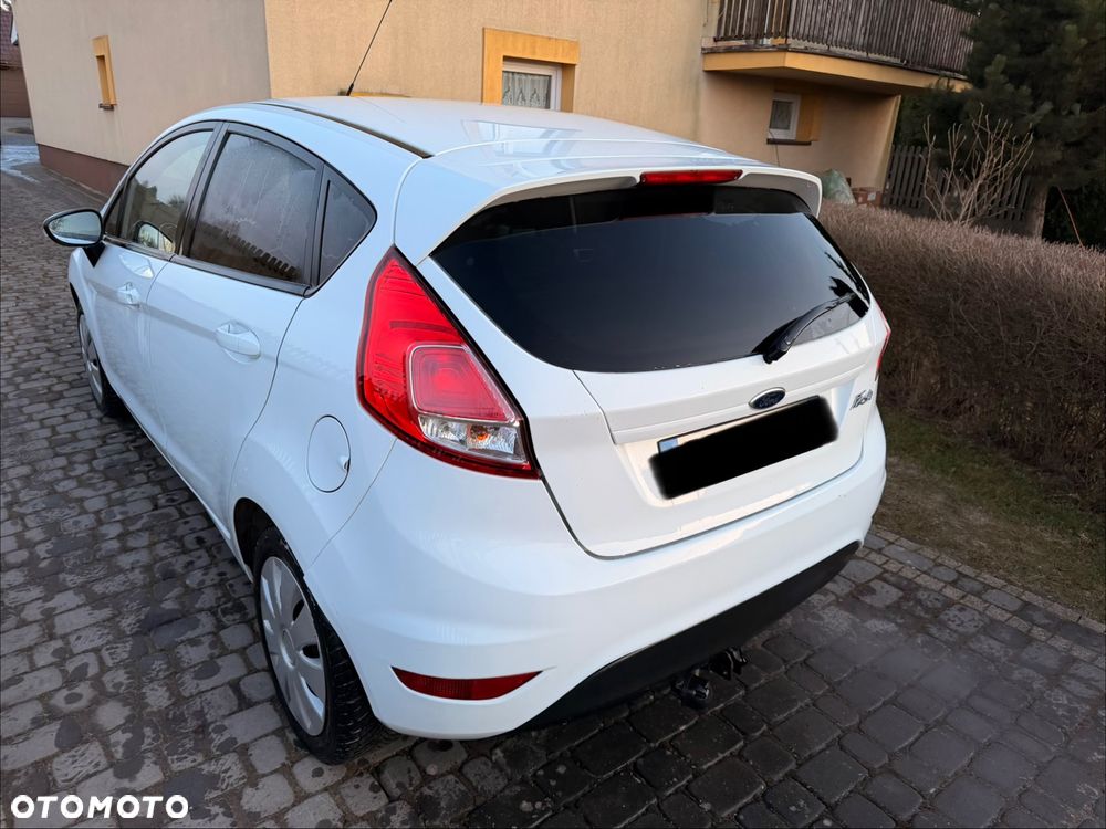 Ford Fiesta 1.5 TDCi St&St Ambiente - 4