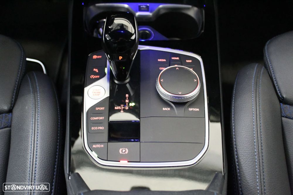 BMW 116 d Pack Desportivo M Auto - 15