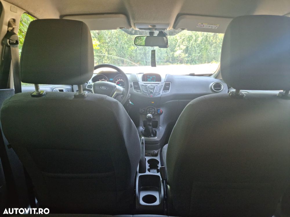 Ford Fiesta - 17