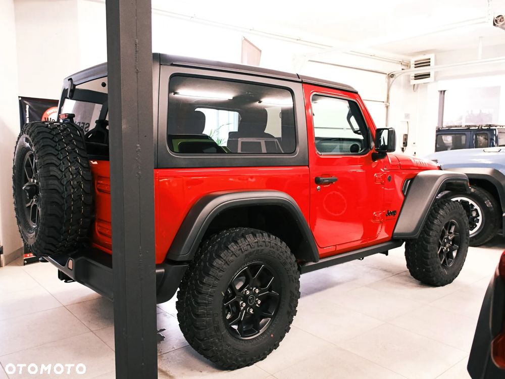 Jeep Wrangler - 13