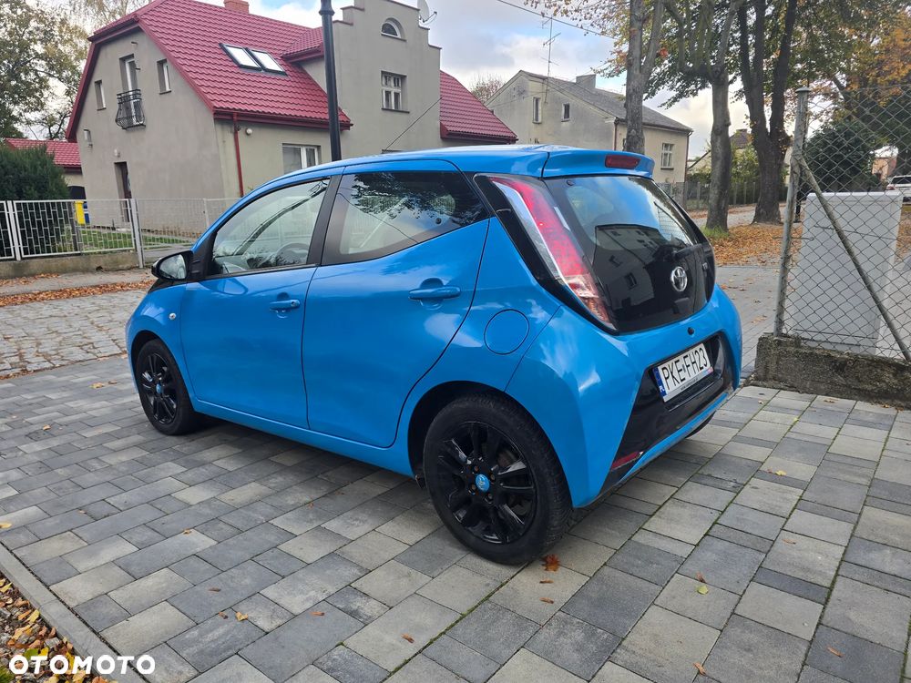 Toyota Aygo 2015 photo 5
