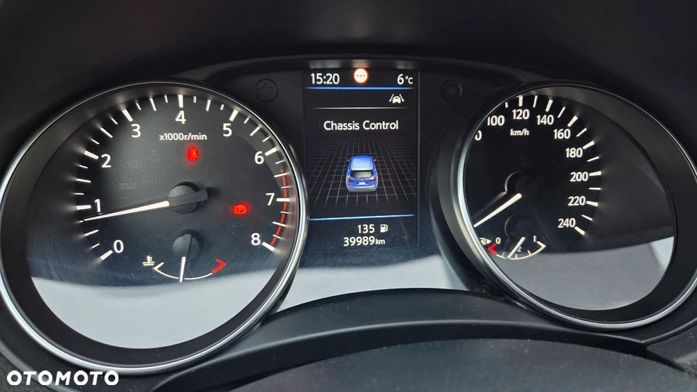 Nissan Qashqai 1.3 DIG-T N-CONNECTA - 27