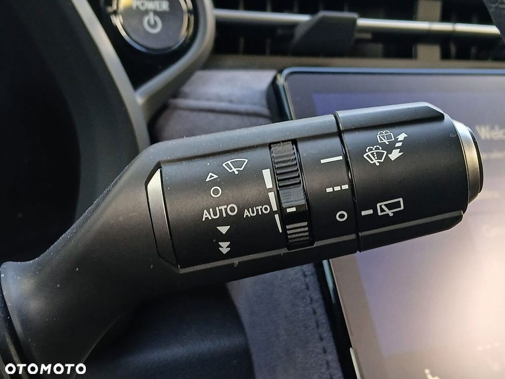 Lexus LBX 1.5 Hybrid Original Edition AWD - 38